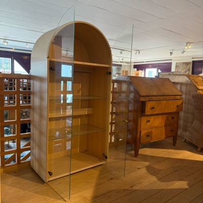 Meuble vitré lumineux – Image 3
