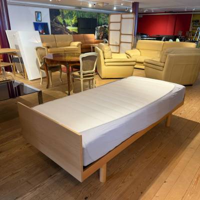 Lit simple avec matelas – Image 3