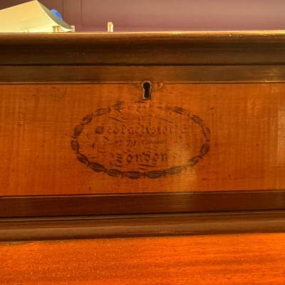 Bureau en bois – Image 2