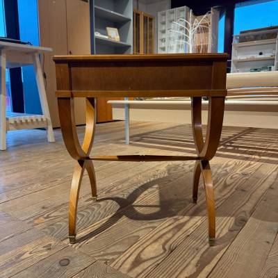 Table de nuit en bois – Image 3