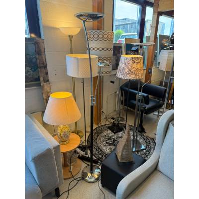 Lampadaire noir et chromé – Image 4