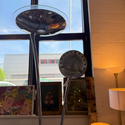 Lampadaire noir et chromé – Image 3