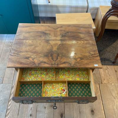 Meuble bas en bois – Image 3
