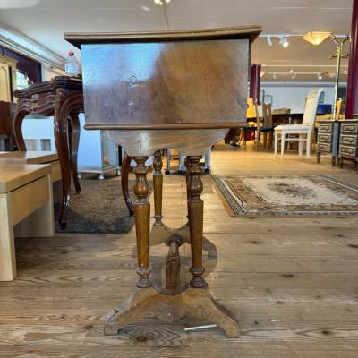 Meuble bas en bois – Image 2