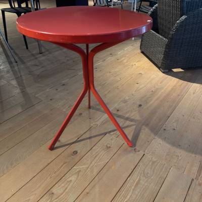 Table extérieur fer rouge – Image 2