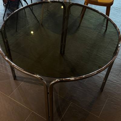 Table ronde verre fumé pieds chromé – Image 3