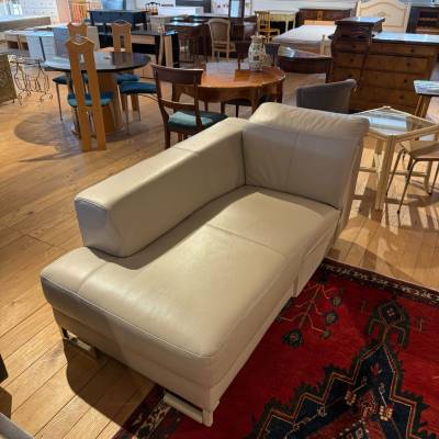 Sofa cuir gris – Image 4