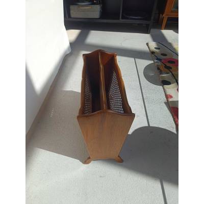Porte journaux en bois – Image 2