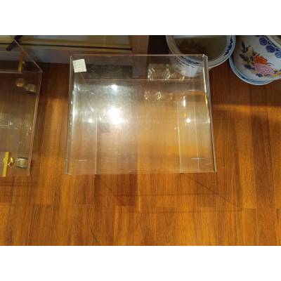 Petite table en plexiglass David Lange – Image 2