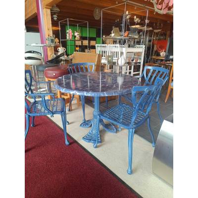 Table et 4 chaises métallique bleu – Image 2