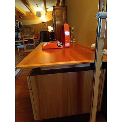 Bureau design en bois – Image 2