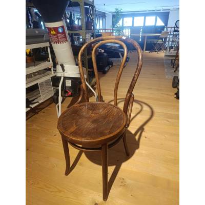 Chaise en bois – Image 2