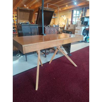 Bureau design en bois – Image 2