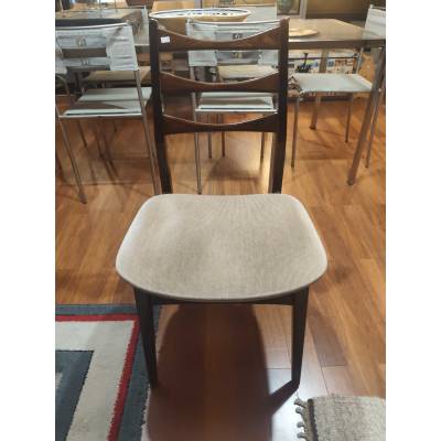 Recyclage Market | Meubles et objets de seconde main à Lausanne 3 IMG 20251029 110856 scaled