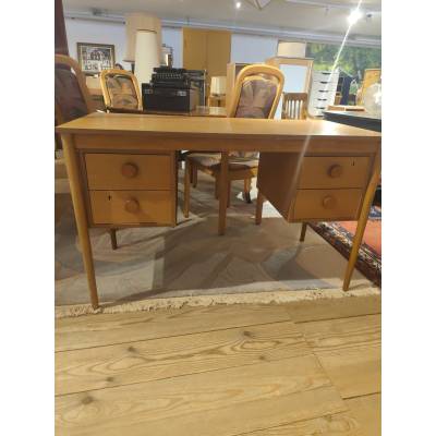 Recyclage Market | Meubles et objets de seconde main à Lausanne 5 IMG 20251029 111225 scaled