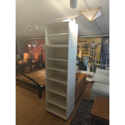 Recyclage Market | Meubles et objets de seconde main à Lausanne 2 IMG 20251029 122602 scaled